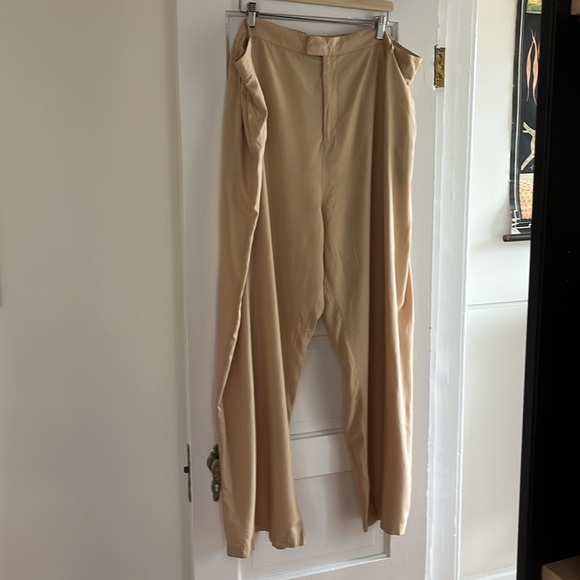 ABLE 3X Suit Set - Picture 2 of 8